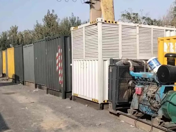 嵊州200KW柴油发电机机组每小时油耗是多少？